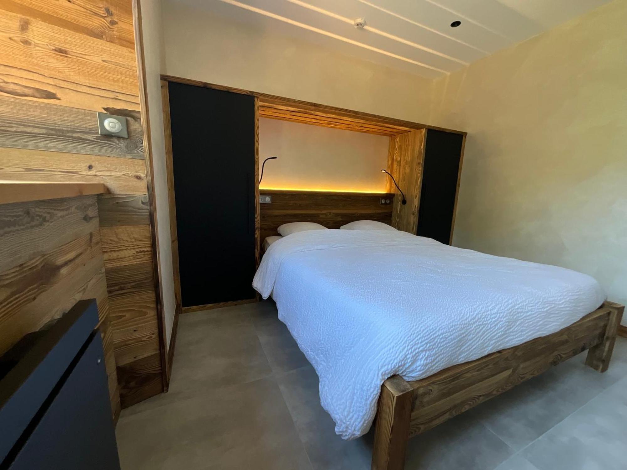 Gite Roche Des Ducs Avec Piscine Toute L'Annee, Spa, Sauna, Hammam Rochesson Zewnętrze zdjęcie